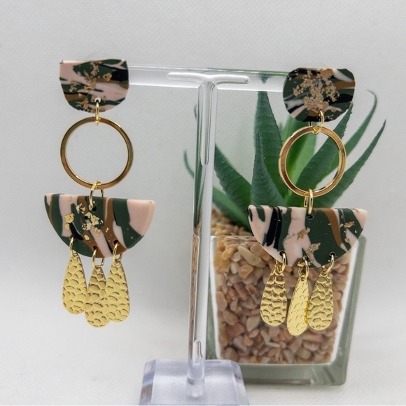 Boho Style Lightweight Pink Gold Geometric Soft Clay Statement Drop Earrings - Picture 4 of 8